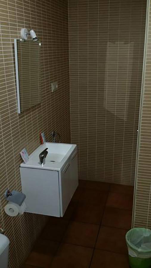 Hostal Velarde Talavera de la Reina Esterno foto