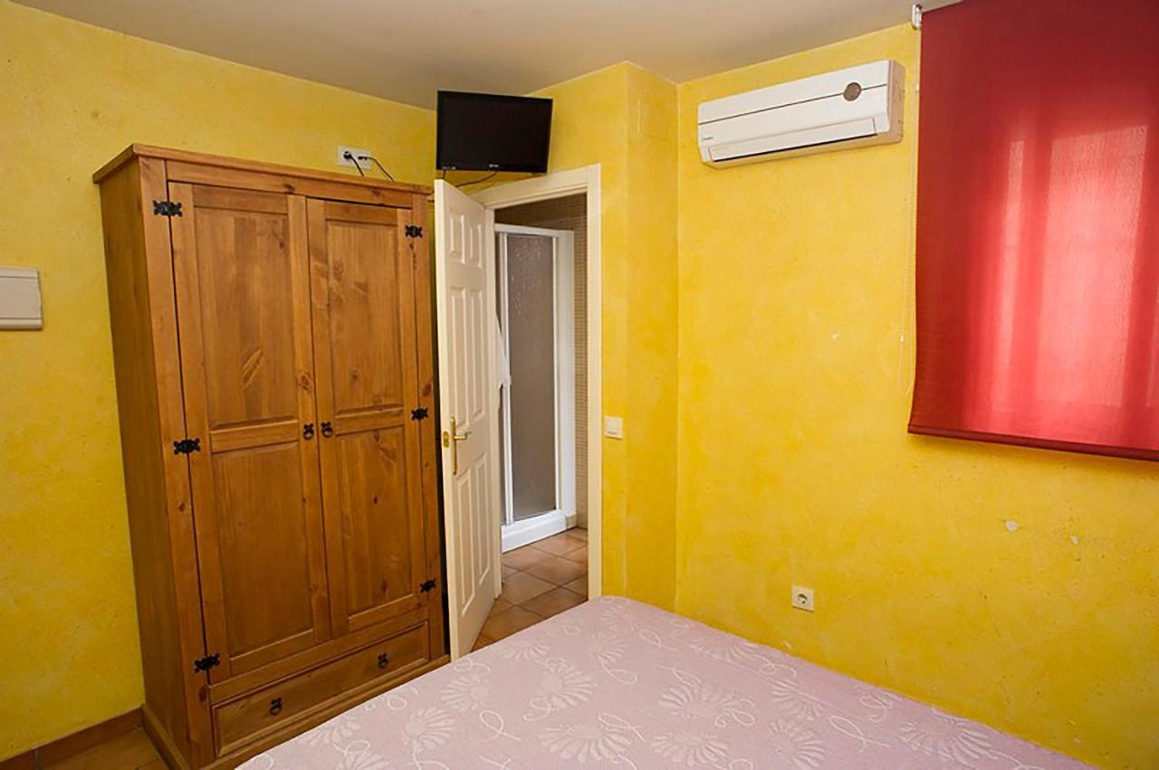 Hostal Velarde Talavera de la Reina Esterno foto