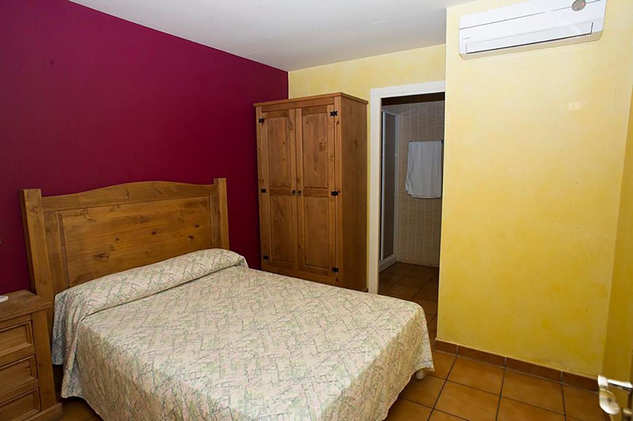 Hostal Velarde Talavera de la Reina Esterno foto