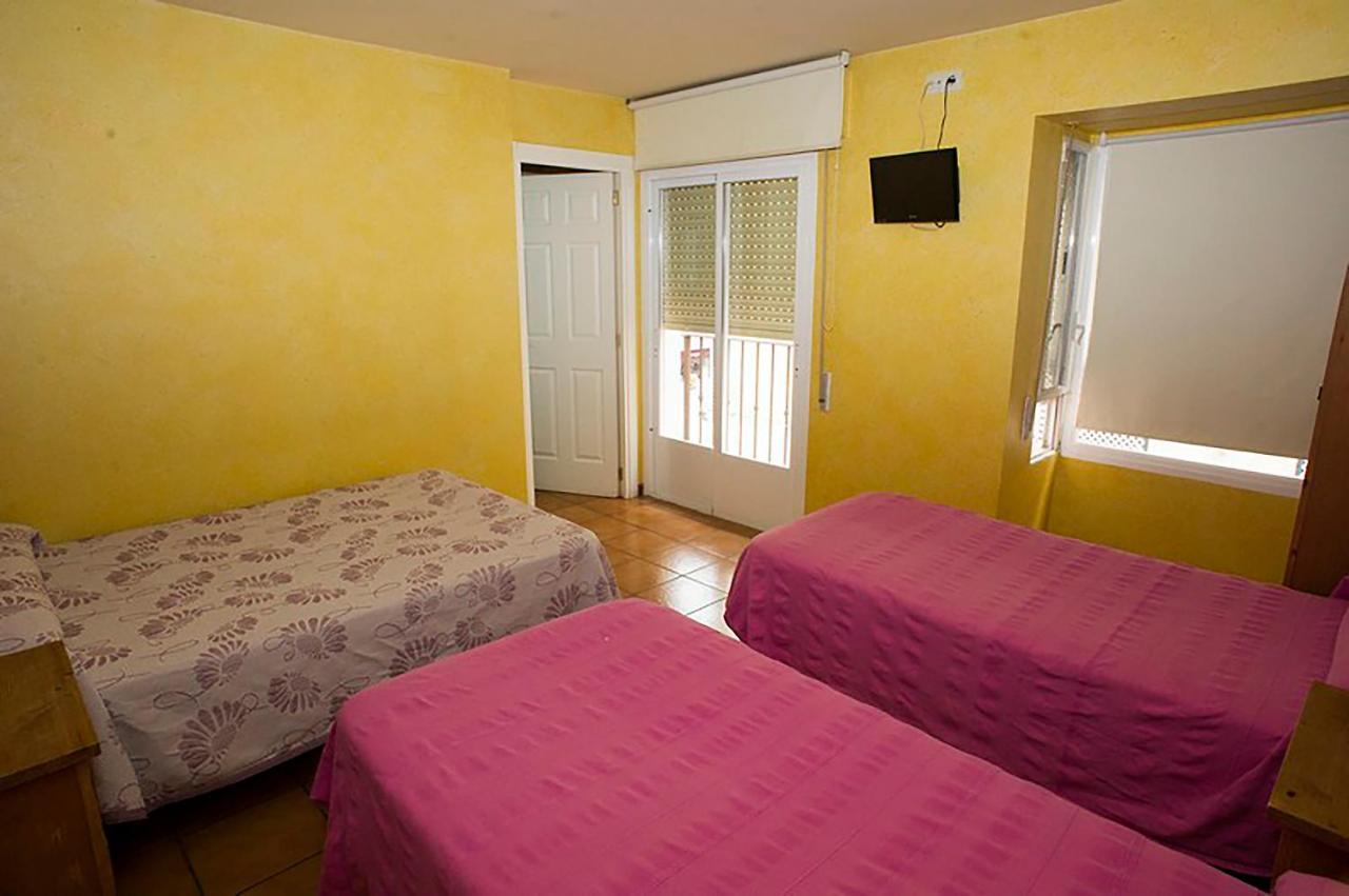 Hostal Velarde Talavera de la Reina Esterno foto